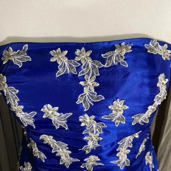 Royal blue embellished gown, custom made - Picture 6 of 10